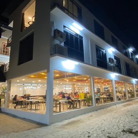 Dolphin Bay Island Resort Kota Belud Экстерьер фото